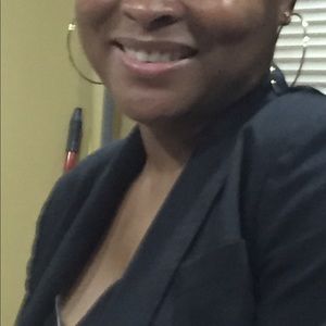 Meet your Posher, Trina